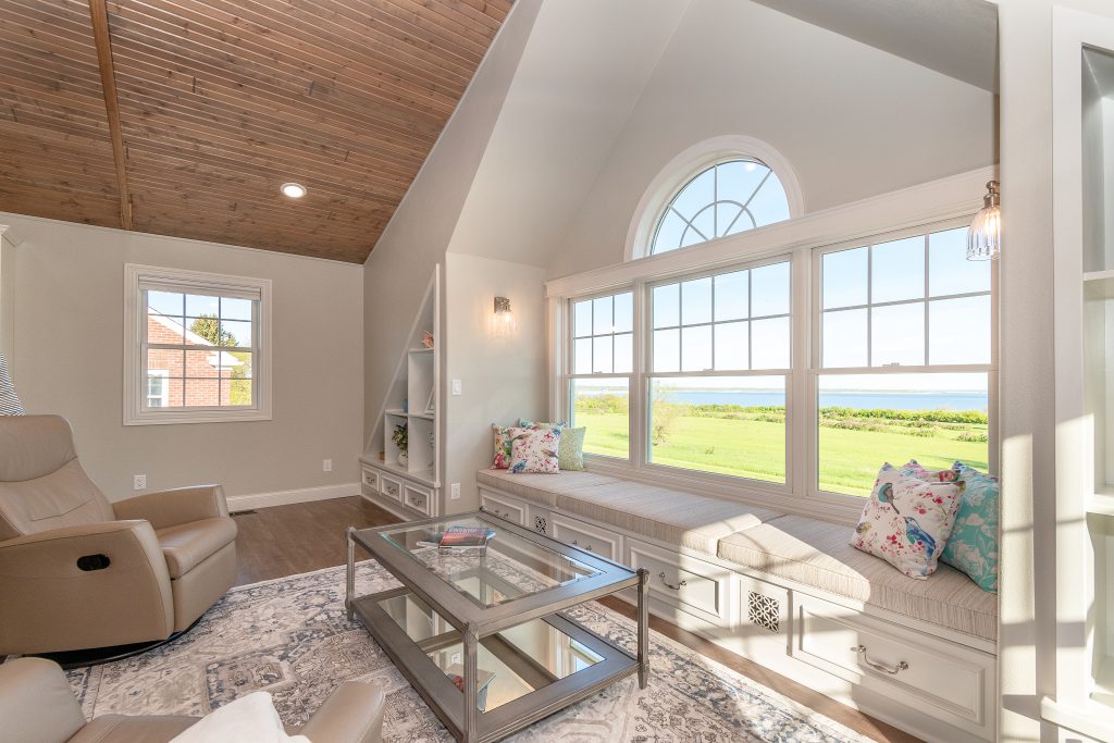 Riverdale Loft Window Seat